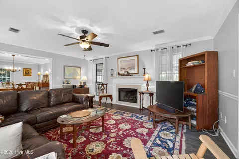 Living - 2510 Commons Trce, Augusta, GA 30909 photo 2 of 4