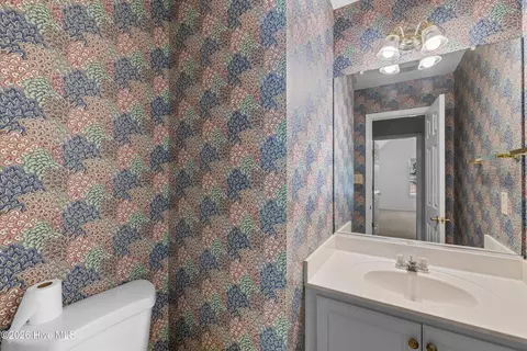 Bath - 4229 Waylon Dr, Martinez, GA 30907 photo 1 of 7