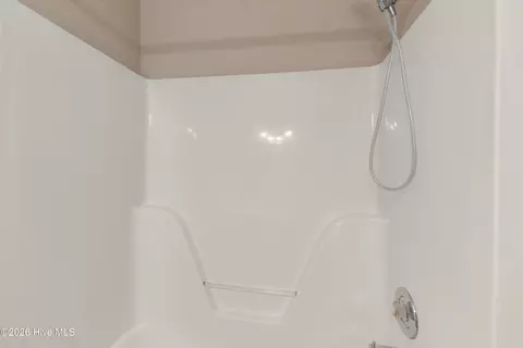 Bath - 4229 Waylon Dr, Martinez, GA 30907 photo 4 of 7