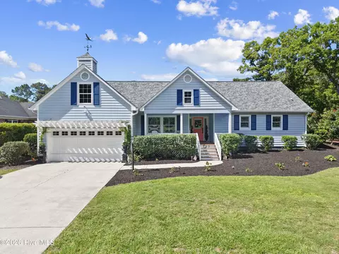 253 Clubhouse Dr SW, Supply, NC 28462