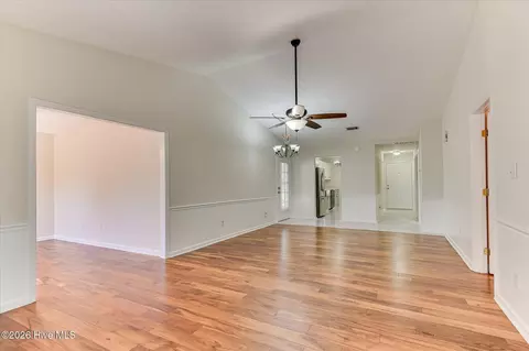 Living - 1035 Old Marks Dr, Augusta, GA 30909 photo 5 of 7