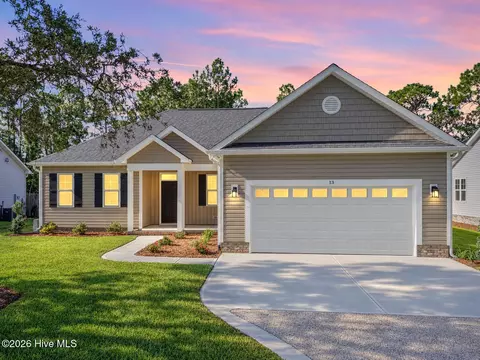 13 N High Point Rd, Southport, NC 28461