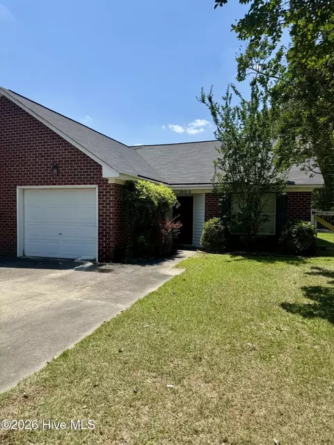 2613 Richard Dr #B, Greenville, NC 27834
