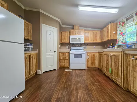 147 Bourbon St, Camden, NC 27921 photo 5