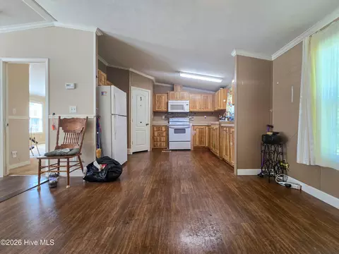 147 Bourbon St, Camden, NC 27921 photo 4