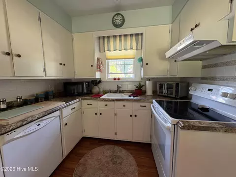 Kitchen - 310 E 12th St, Washington, NC 27889 photo 1 of 1