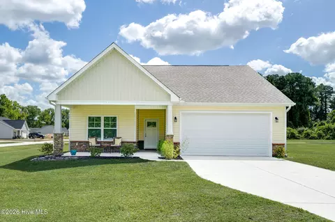 132 Lacarol St, Rose Hill, NC 28458