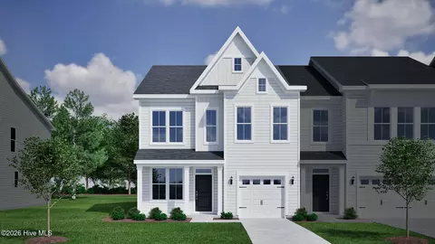 6807 Fellowship Dr, Leland, NC 28451