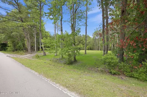 161 Trent Shores Dr, New Bern, NC 28562