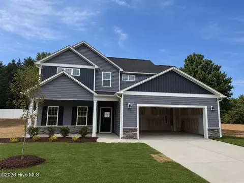 75 Crossvine St, Selma, NC 27576