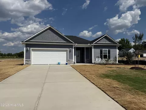 38 Fiddleneck Ct, Selma, NC 27576