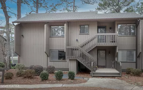 1175 Saint Andrews Dr # 206, Pinehurst, NC 28374