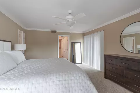 Bedroom - 1175 Saint Andrews Dr # 206, Pinehurst, NC 28374 photo 3 of 8
