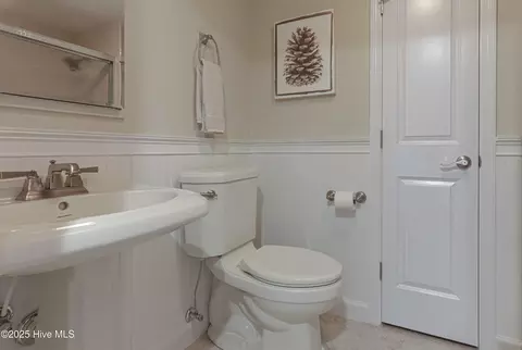 Bath - 1175 Saint Andrews Dr # 206, Pinehurst, NC 28374 photo 3 of 3