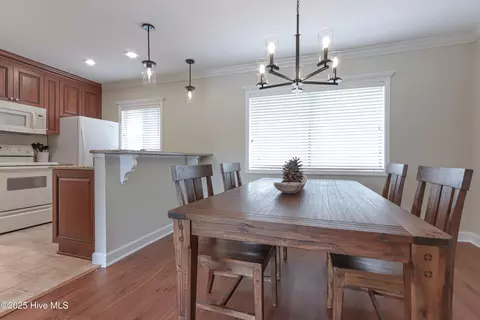 Dining - 1175 Saint Andrews Dr # 206, Pinehurst, NC 28374 photo 2 of 5