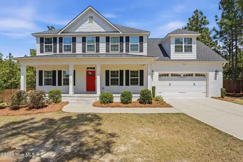 834 Winston Pines Dr, Aberdeen, NC 28315