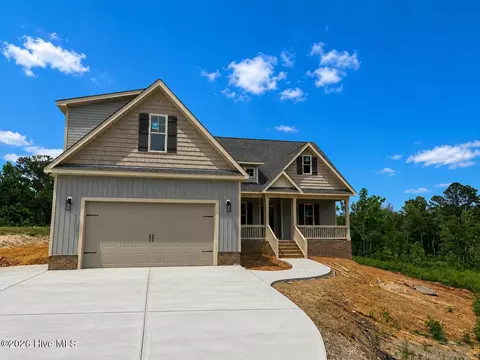 193 Royal Ave, Selma, NC 27576