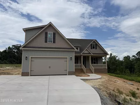 193 Royal Ave, Selma, NC 27576