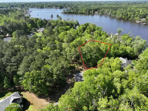 11 Mattaponi Drive, Hertford, NC 27944