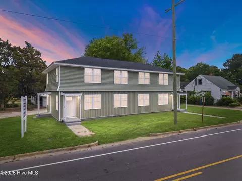 1607 St Andrew St, Tarboro, NC 27886