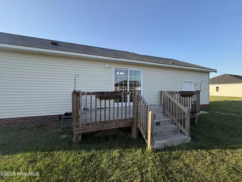 Exterior - 3055 Falcon Ct, Deep Run, NC 28525 photo 5 of 6