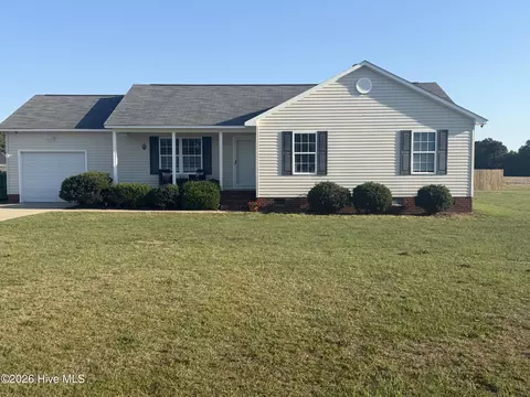 3055 Falcon Ct, Deep Run, NC 28525