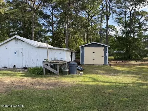 Exterior - 189 Seashore Dr, Atlantic, NC 28511 photo 9 of 15