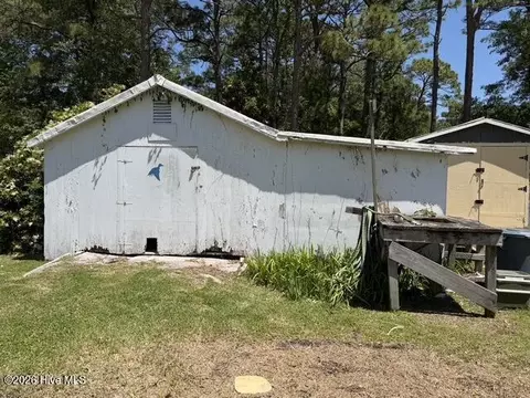 Exterior - 189 Seashore Dr, Atlantic, NC 28511 photo 10 of 15