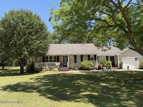 189 Seashore Dr, Atlantic, NC 28511