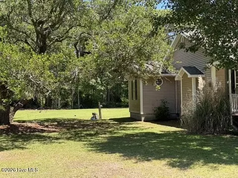 Exterior - 189 Seashore Dr, Atlantic, NC 28511 photo 3 of 15