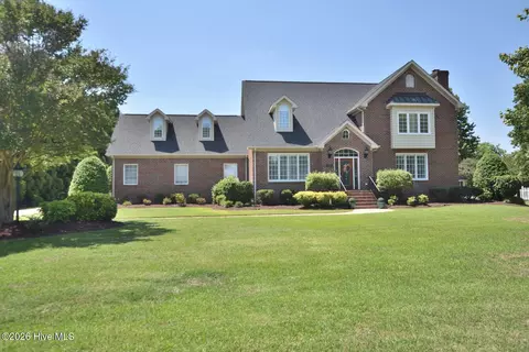 3804 Sterling Trace Dr, Winterville, NC 28590