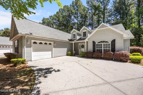 703 Hummingbird S, Swansboro, NC 28584