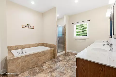 Bath - 408 Jefferson St, Hamlet, NC 28345 photo 1 of 3