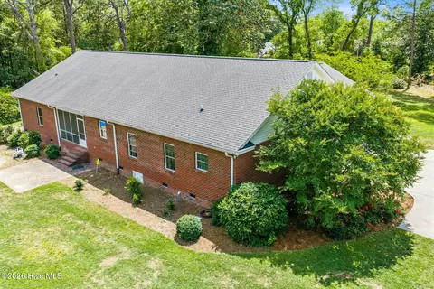Exterior - 408 Jefferson St, Hamlet, NC 28345 photo 13 of 16