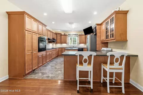 Kitchen - 408 Jefferson St, Hamlet, NC 28345 photo 4 of 6