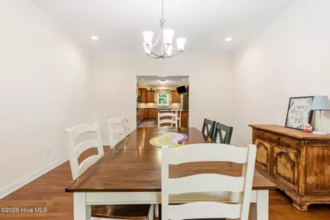 Dining - 408 Jefferson St, Hamlet, NC 28345 photo 1 of 2