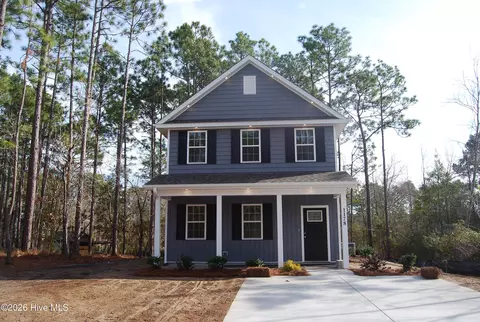 1202 Grace Rd, Southport, NC 28461