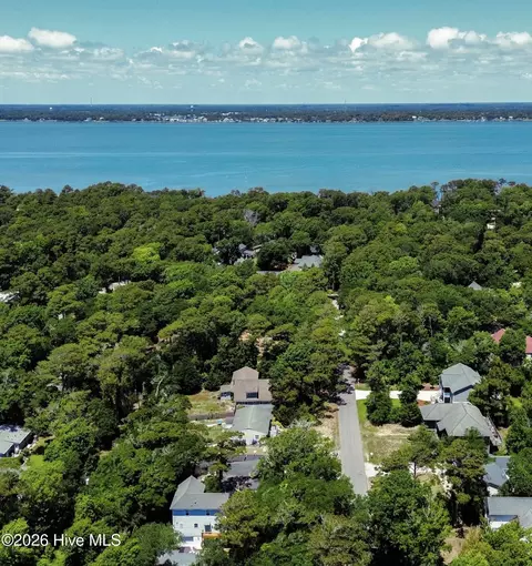 View/Area - 117 Juniper Rd, Pine Knoll Shores, NC 28512 photo 3 of 6
