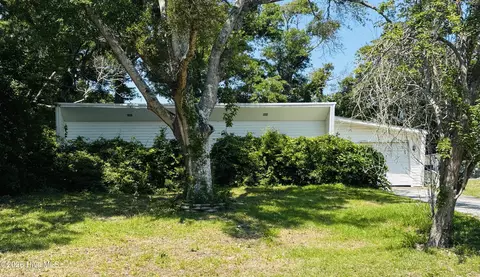 Exterior - 117 Juniper Rd, Pine Knoll Shores, NC 28512 photo 1 of 16