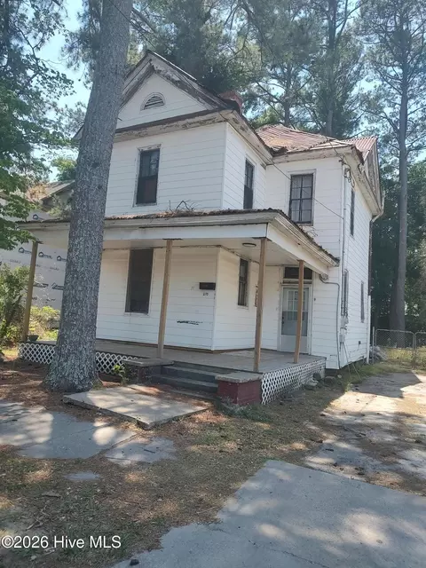210 E Vine St, Goldsboro, NC 27530
