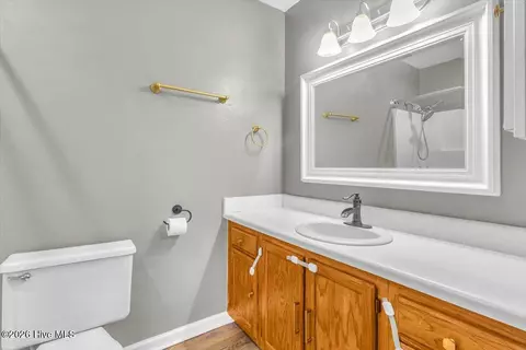 Bath - 134 Parnell Rd, Hubert, NC 28539 photo 2 of 2