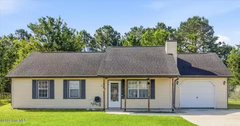 Exterior - 134 Parnell Rd, Hubert, NC 28539 photo 1 of 4