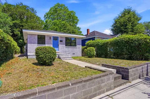 1307 S 7th St, Wilmington, NC 28401