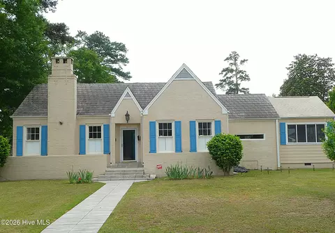 207 W 18th St, Lumberton, NC 28358