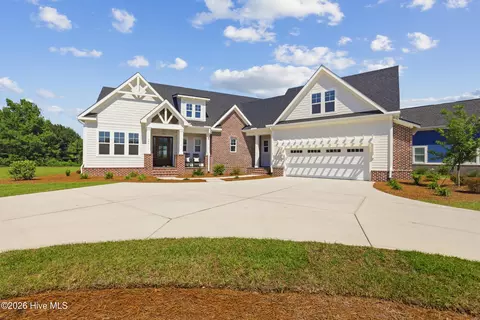 444 Crow Creek Dr NW, Calabash, NC 28467