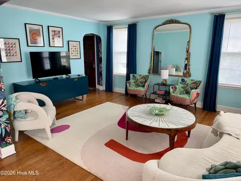 Living - 2844 Lombardy Ct, Augusta, GA 30909 photo 2 of 4