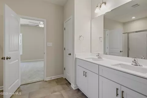 Bath - 4149 Workman Loop #67, Leland, NC 28451 photo 1 of 2