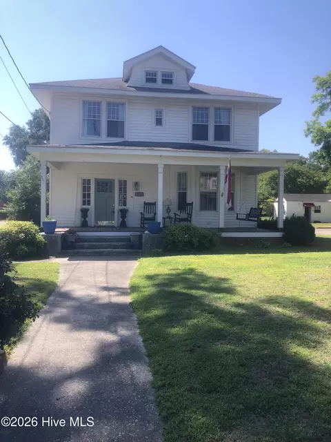 501 S Main St, Stantonsburg, NC 27883