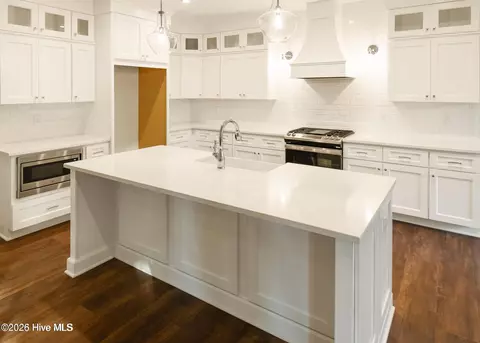 Kitchen - 7 Calhoun Ln, Pinehurst, NC 28374 photo 1 of 2