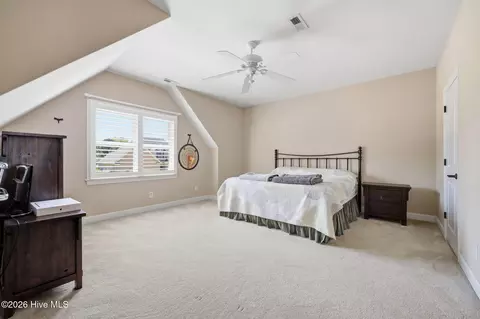 Bedroom - 74 Hannah Dr, Chocowinity, NC 27817 photo 6 of 7